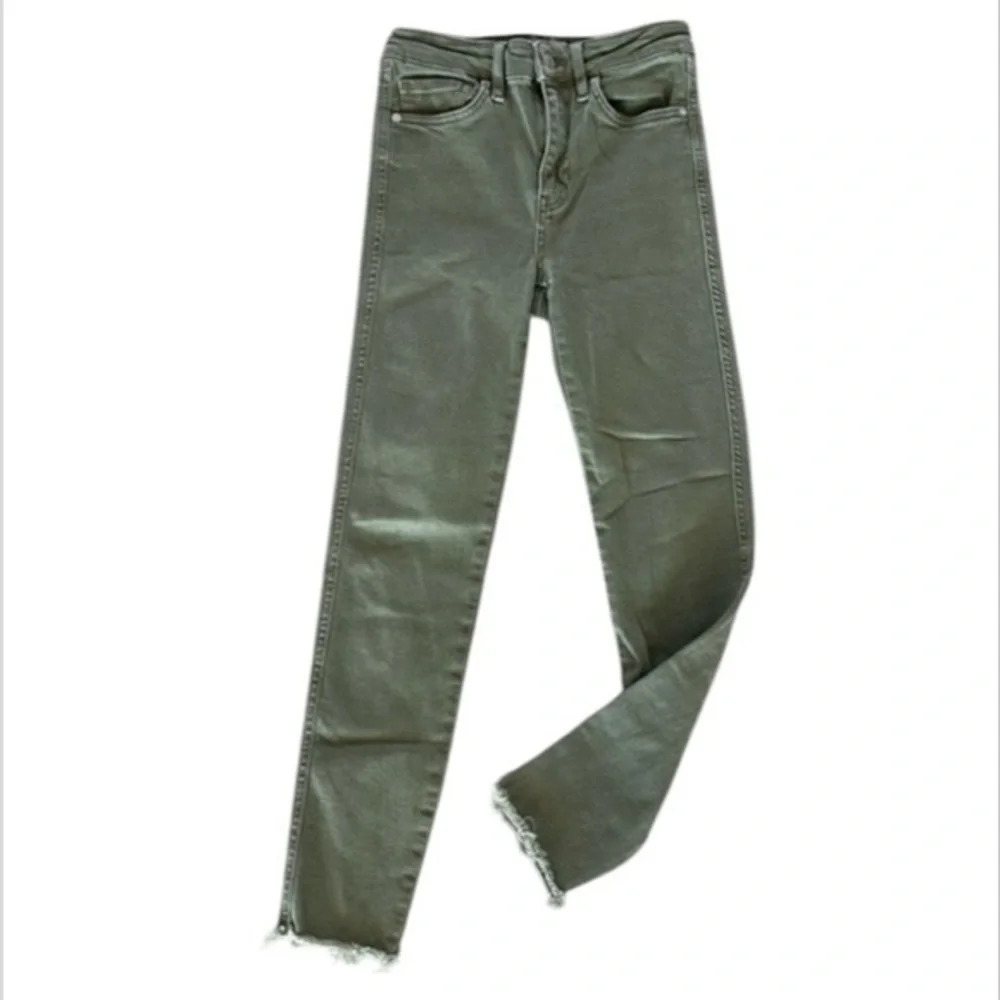 Free People We the Free green skinny fit jeans size 26